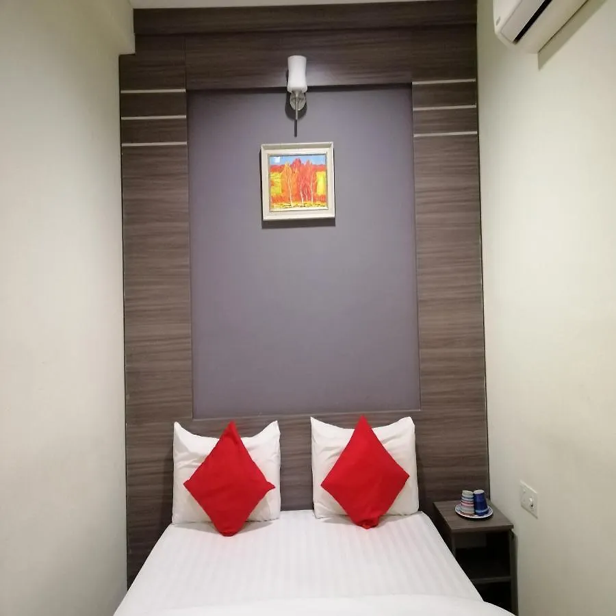 **  Hotel Meria Shah Alam Malaysia